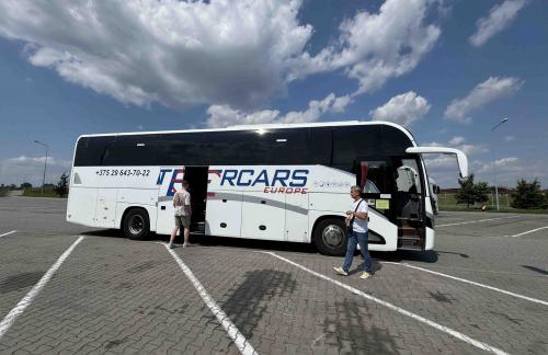 🔥"Анатолий доплатит!" -50% на автобусы в Варшаву и обратно за 50р от "INTERCARS"